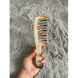 PEIGNE  - CAMEL / Noir